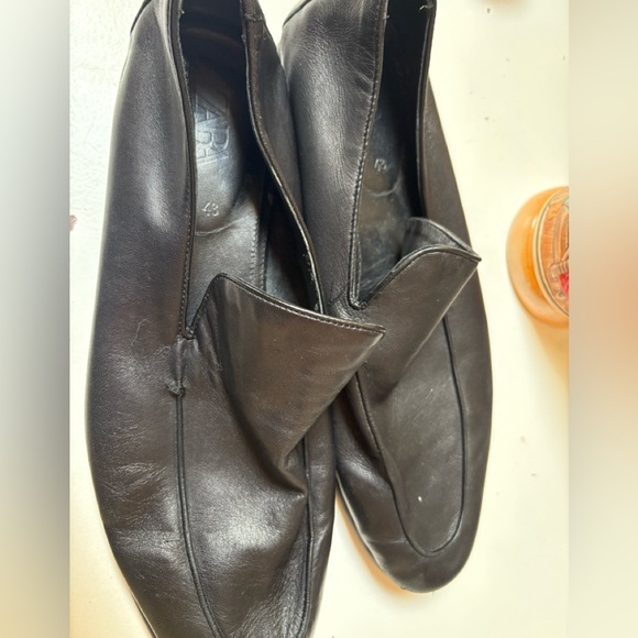 Zara Classic Black Leather Shoes - Picture 1 of 2
